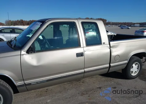 1999 GMC Sierra 1500 Sle z USA, uszkodzony, nr VIN 1GTEC19R7XR515605